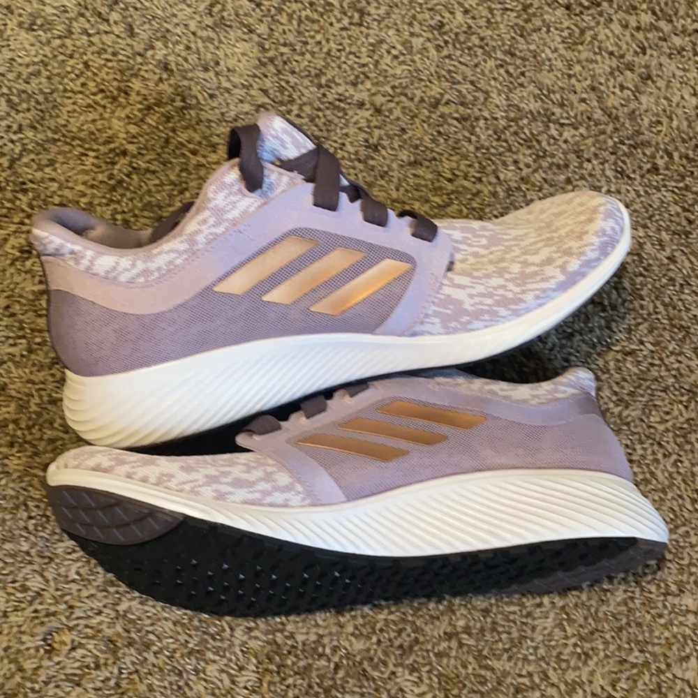 Shoes - Picture 4 of 5